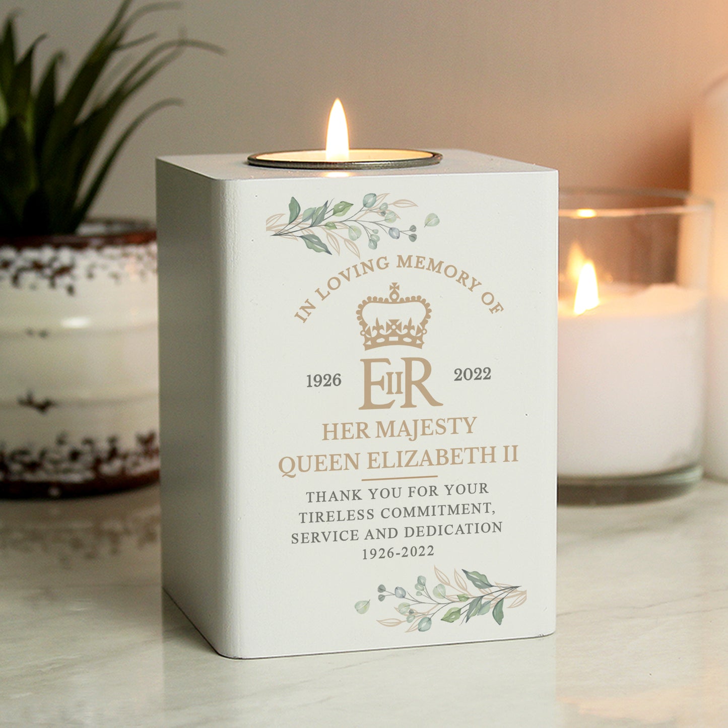 Personalised Queens Commemorative Wooden Tea Light Holder